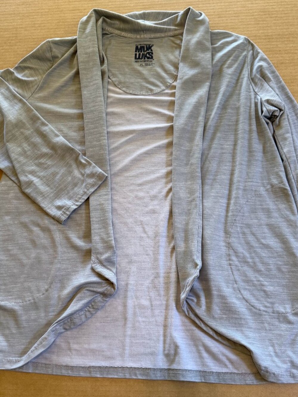 MukLuks Women's Petite Large Gray Cardigan With Pockets Soft Material